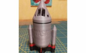 简单的火箭模型