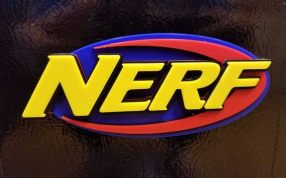 宠物玩具公司Nerf Logo